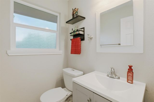 5638 Simsdale Street, Houston, TX 77033
