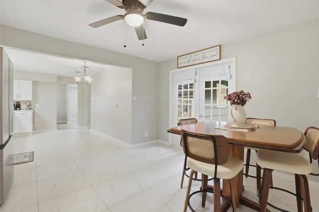 5638 Simsdale Street, Houston, TX 77033
