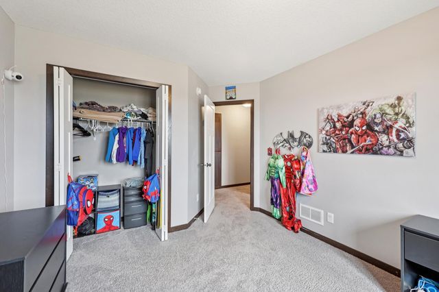 8542 Ebben Circle NE, Monticello, MN 55362