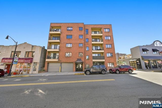610 Anderson Avenue 3D, Cliffside Park, NJ 07010