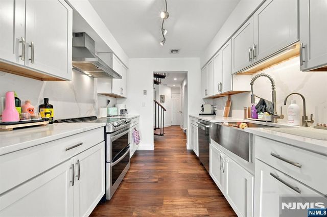 610 Anderson Avenue 3D, Cliffside Park, NJ 07010