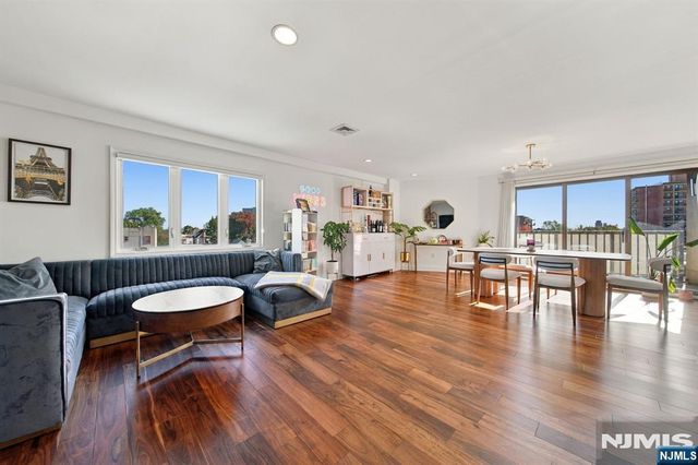610 Anderson Avenue 3D, Cliffside Park, NJ 07010
