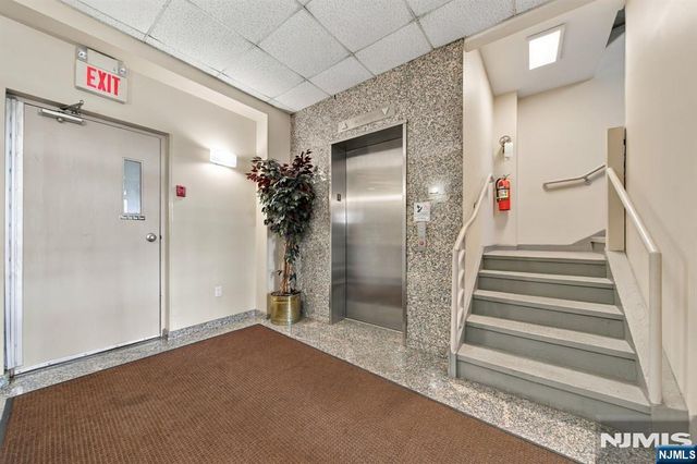 610 Anderson Avenue 3D, Cliffside Park, NJ 07010