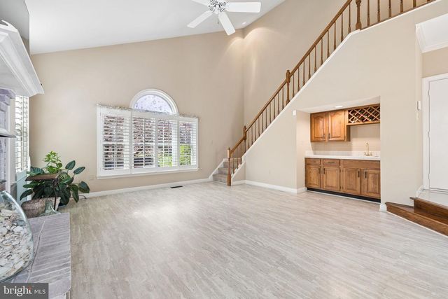 7573 FUSILIER DR, Warrenton, VA 20186