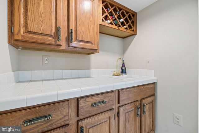 7573 FUSILIER DR, Warrenton, VA 20186