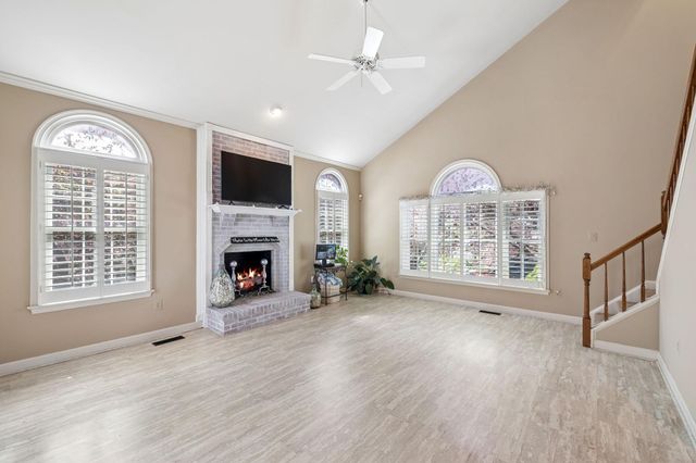 7573 FUSILIER DR, Warrenton, VA 20186