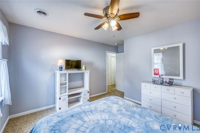 7104 Rum Hill Ct, Mechanicsville, VA 23111