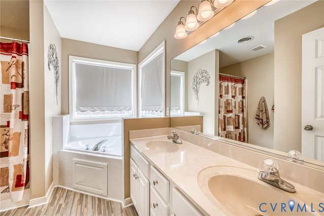 7104 Rum Hill Ct, Mechanicsville, VA 23111