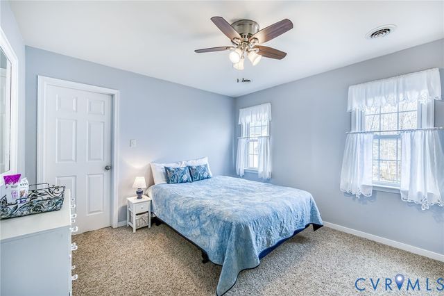 7104 Rum Hill Ct, Mechanicsville, VA 23111