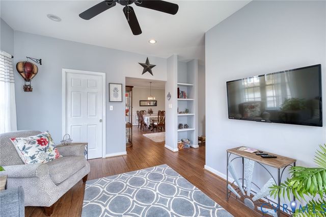 7104 Rum Hill Ct, Mechanicsville, VA 23111