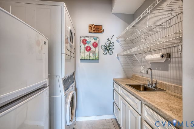 7104 Rum Hill Ct, Mechanicsville, VA 23111