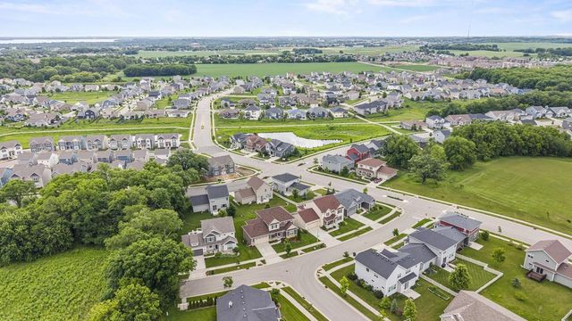 602 Schewe Road, Verona, WI 53593