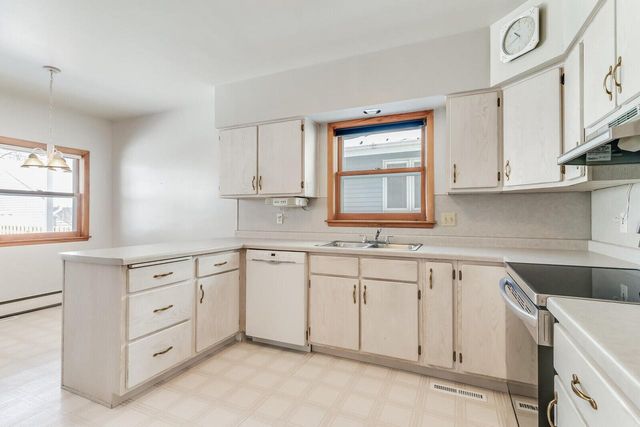 416 23rd STREET S, La Crosse, WI 54601