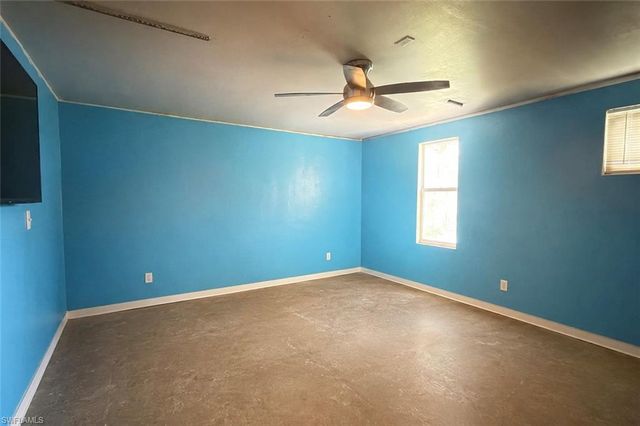2510 66th ST W, Lehigh Acres, FL 33971