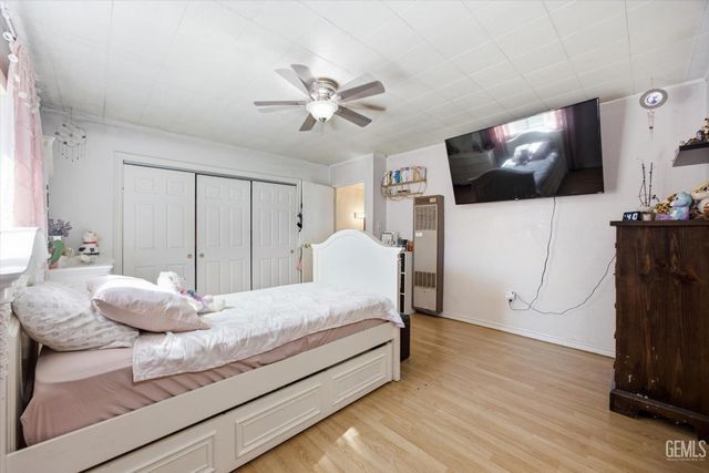 222 W E Street, Tehachapi, CA 93561