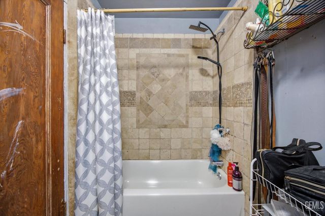 222 W E Street, Tehachapi, CA 93561