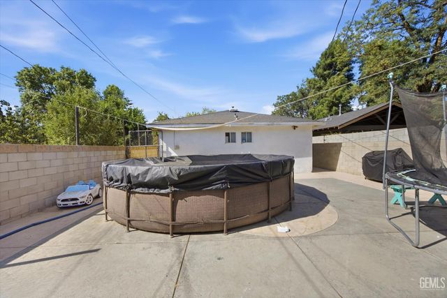 222 W E Street, Tehachapi, CA 93561