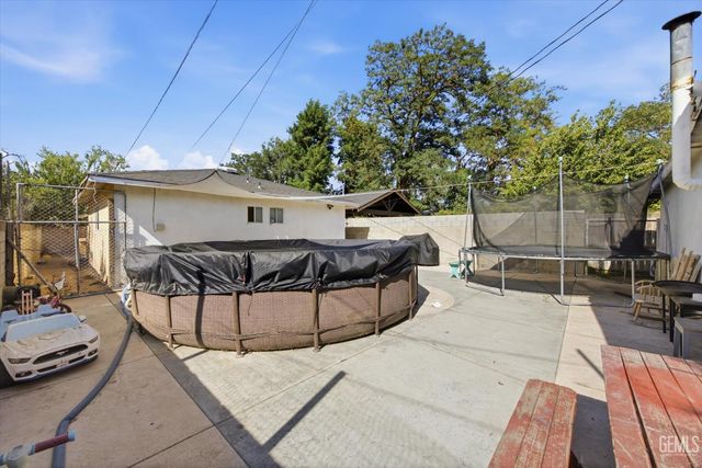 222 W E Street, Tehachapi, CA 93561