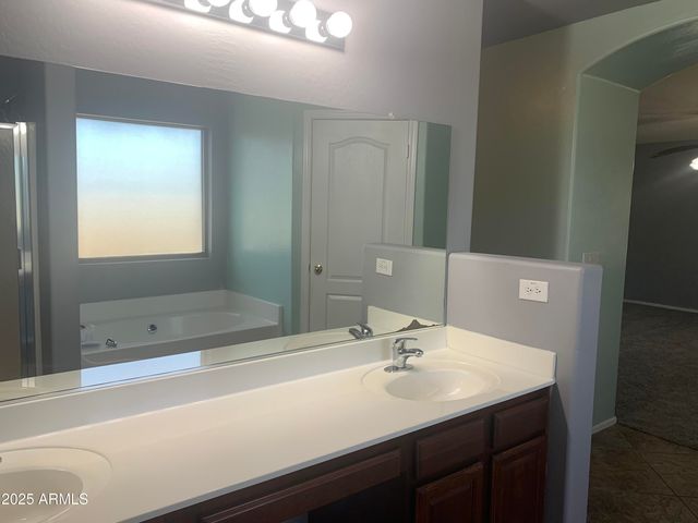 35743 W CARTEGNA Lane, Maricopa, AZ 85138