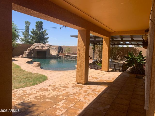 35743 W CARTEGNA Lane, Maricopa, AZ 85138