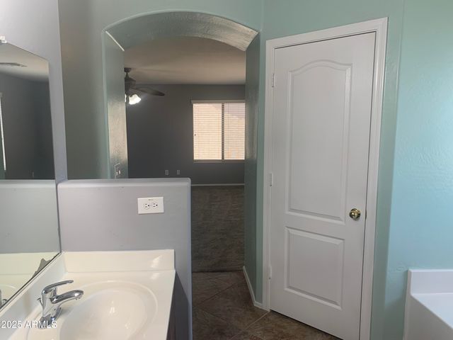 35743 W CARTEGNA Lane, Maricopa, AZ 85138
