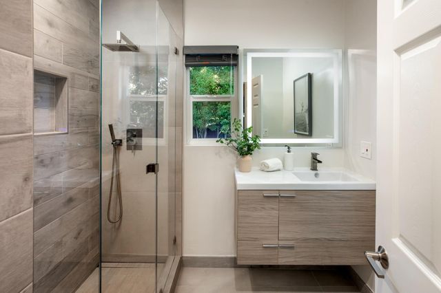 128 Middlefield Road, Palo Alto, CA 94301