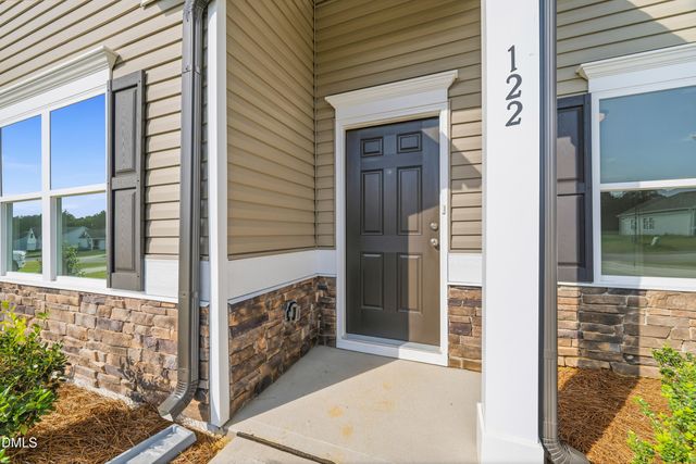 122 Smith Farms Drive, Lillington, NC 27546