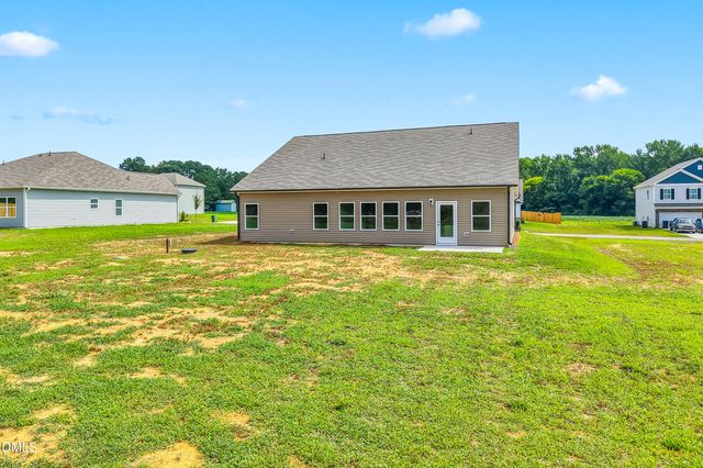 122 Smith Farms Drive, Lillington, NC 27546