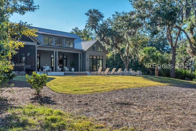 137 Inverness Dr, Bluffton, SC 29910