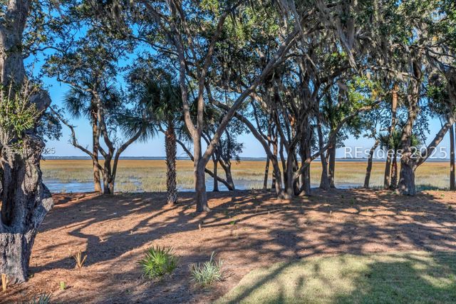 137 Inverness Dr, Bluffton, SC 29910