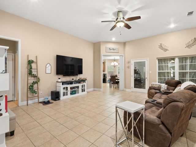 315 Veterans, Leesville, LA 71446