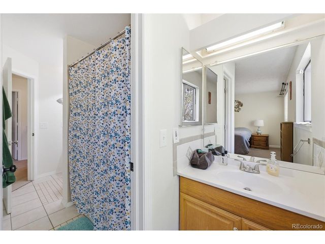 138 S Nome St, Aurora, CO 80012