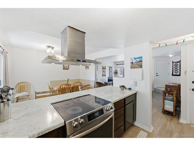 138 S Nome St, Aurora, CO 80012