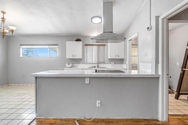 835 I Street, Parlier, CA 93648