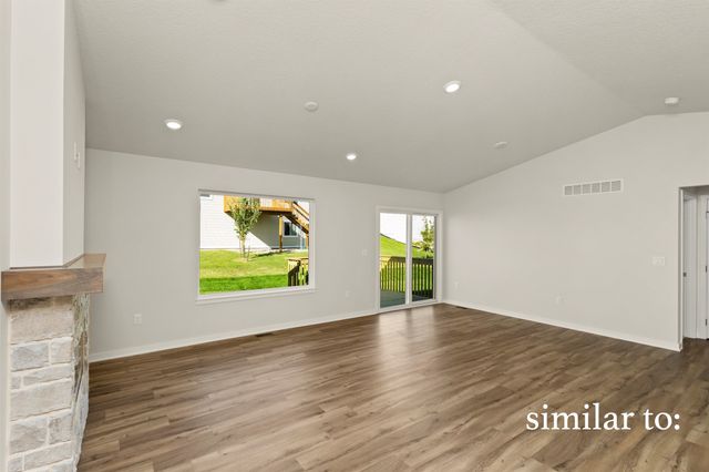 3208 SE Elkwood Court, Ankeny, IA 50021