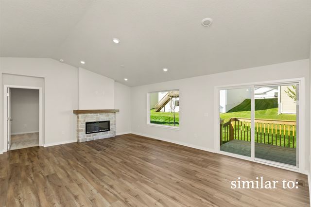 3208 SE Elkwood Court, Ankeny, IA 50021