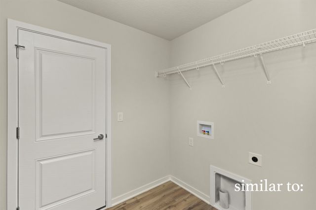 3208 SE Elkwood Court, Ankeny, IA 50021