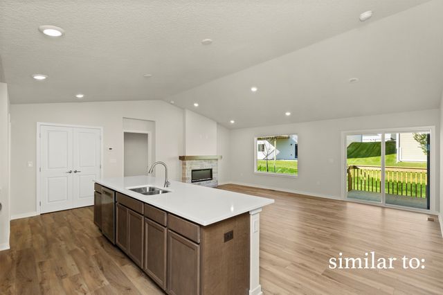 3208 SE Elkwood Court, Ankeny, IA 50021