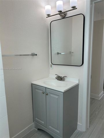 1017 Jefferson Avenue 306, Miami Beach, FL 33139