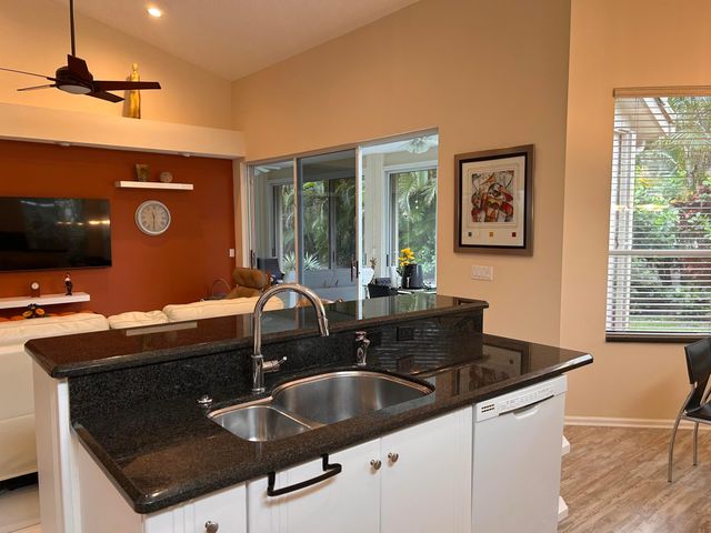 8884 Shoal Creek Lane, Boynton Beach, FL 33472