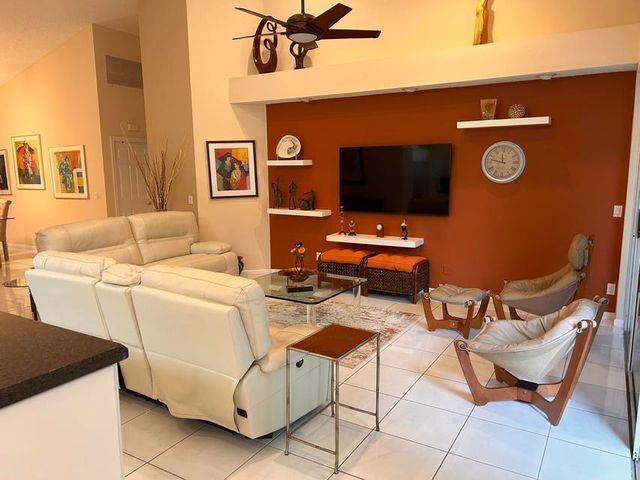8884 Shoal Creek Lane, Boynton Beach, FL 33472