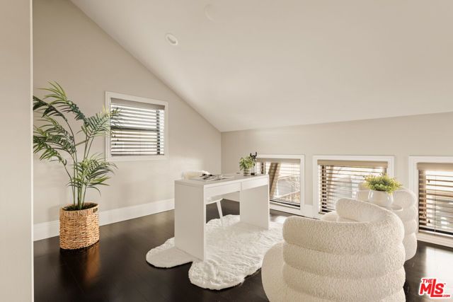 5516 W 82nd Street, Los Angeles, CA 90045