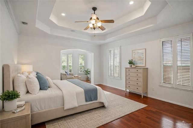 5009 Redwood Avenue, Mcallen, TX 78501