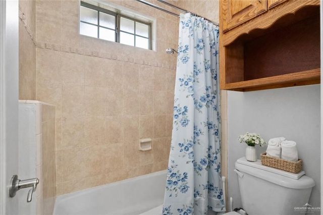 5009 Redwood Avenue, Mcallen, TX 78501