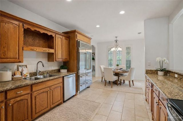 5009 Redwood Avenue, Mcallen, TX 78501