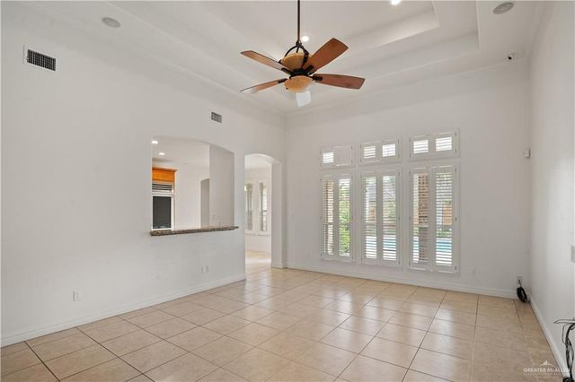 5009 Redwood Avenue, Mcallen, TX 78501