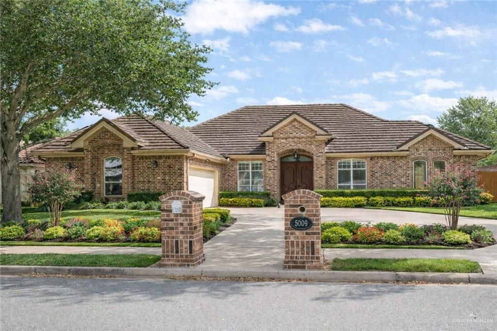 5009 Redwood Avenue, Mcallen, TX 78501