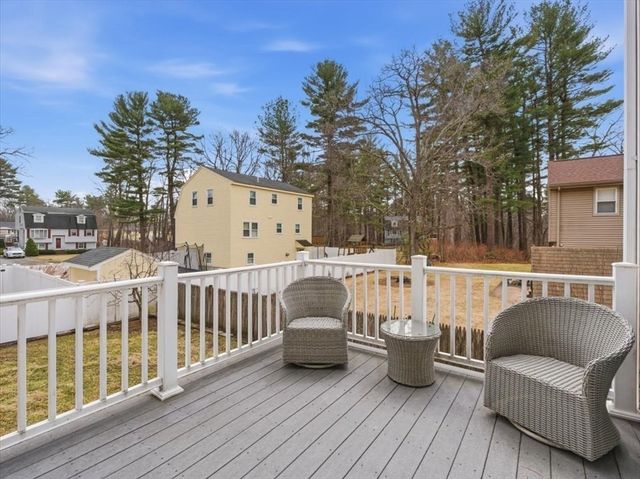 4 Doane St, Wilmington, MA 01887