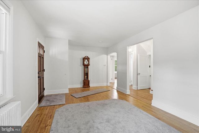 233 E FERDINAND ST, Manheim, PA 17545