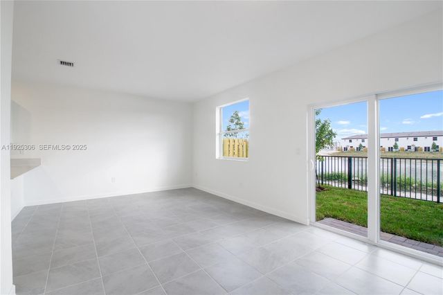 2729 SE 25th Ave, Homestead, FL 33035